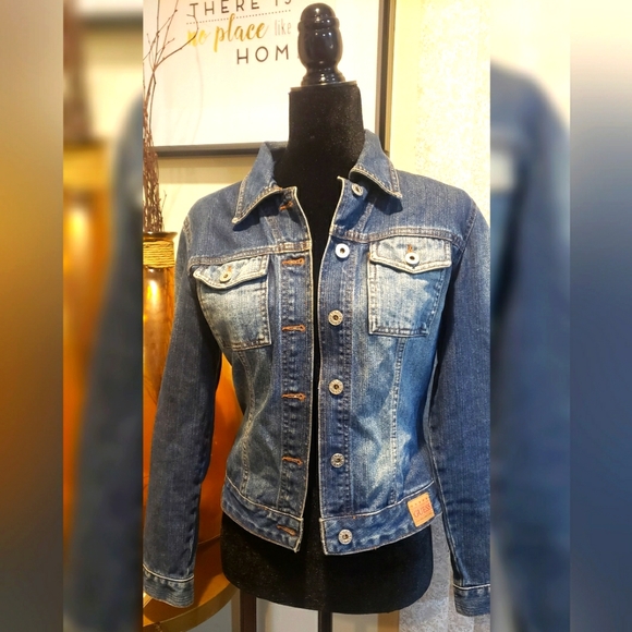Guess Denim Jacket- Small - Picture 1 of 3